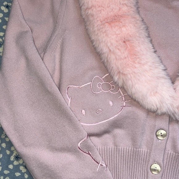 Blumarine Sanrio Hello Kitty Cropped Cardigan - Picture 2 of 4